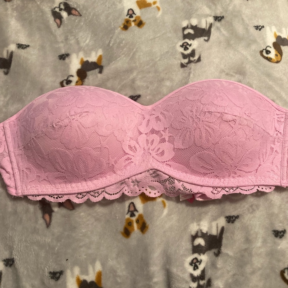 Pink strapless bra